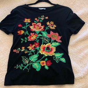Zara Black Floral Embroidered T-Shirt Size Small